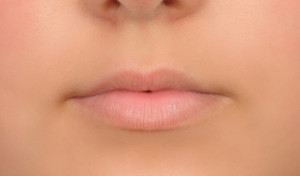 Semi-Permanent make up for lips kent1